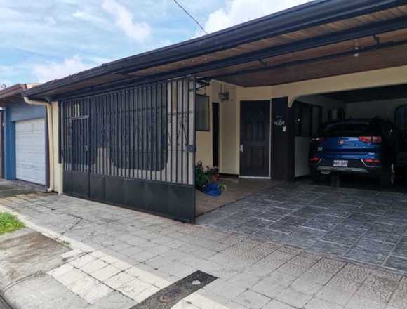 Se vende casa en Heredia centro 24-1412 en Heredia (Cantón)