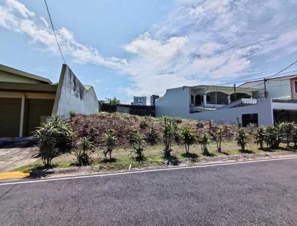 Se vende lote de 426m2 en San José 24-1915 en Curridabat (Cantón)