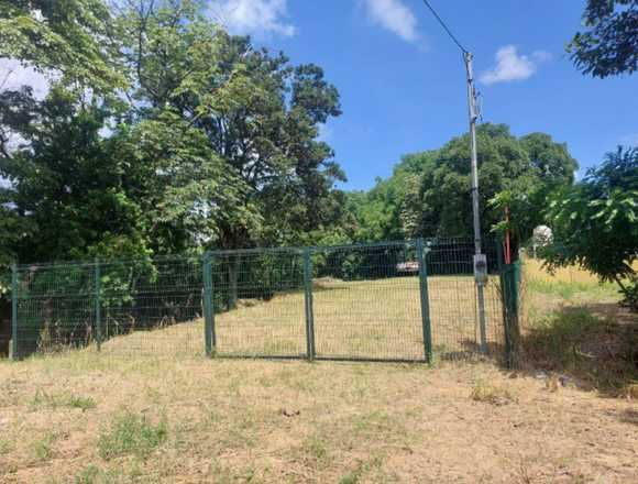 Se vende lote de 2,372m2 en Santa Ana 24-1914 en Santa Ana (Cantón)
