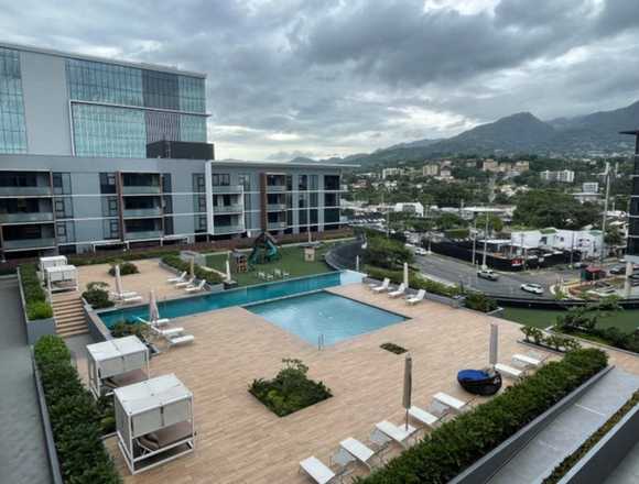 Se vende apartamento en condominio de Escazú25-138 en Escazú (Cantón)