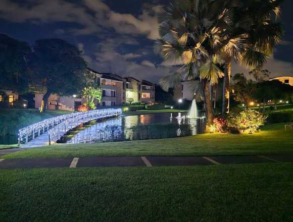 Se alquila apartamento en Rio Oro Santa Ana 25-884 en Santa Ana (Cantón)