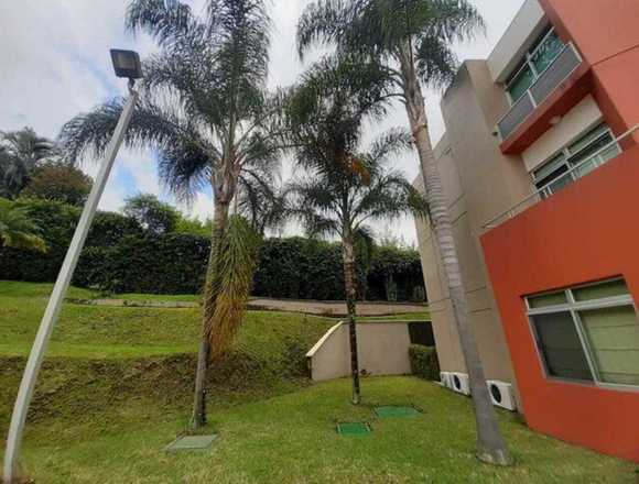 Se alquila apartamento en Pozos Santa Ana 25-943 en Santa Ana (Cantón)