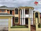 Se vende casa en residencial Trejos Monte Alegre en Escazú (Cantón)