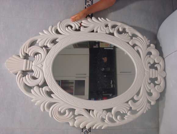 Espejo estilo barroco nuevo blanco en Donostia/San Sebastián (Municipio)