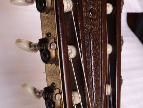 Guitarra Luthier Martinez Y Presa Firmada Conciert