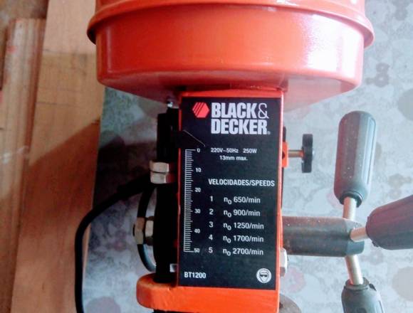 Taladro De Banco Black & Decker 13mm Bt1200