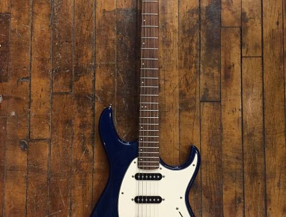 Guitarra Eléctrica Cort G200 SemiNueva!!