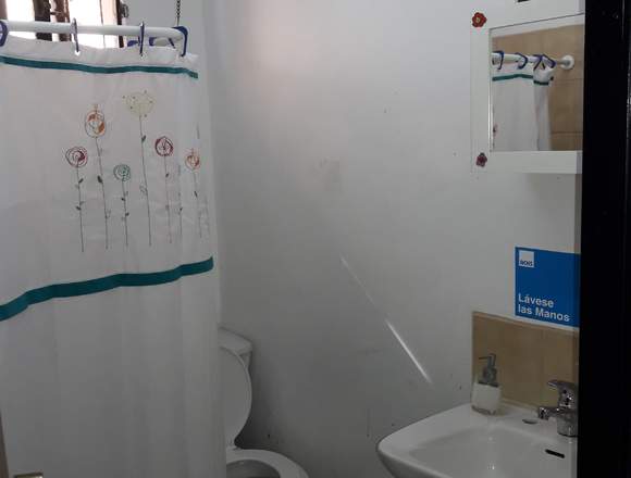 HERMOSA Y AMPLIA CASA PARA EMPRESAS O PARTICULARES