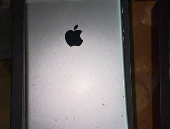 Celular IPhone 6s. en David (Distrito)