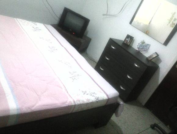 Juego de cuarto matrimonial king size en Heres (Municipio)
