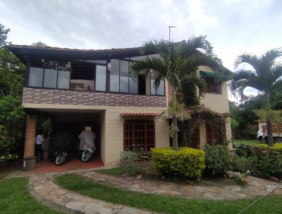 Parcela Condominio Pinos del Palmar casa 4 en Girón (Municipio)