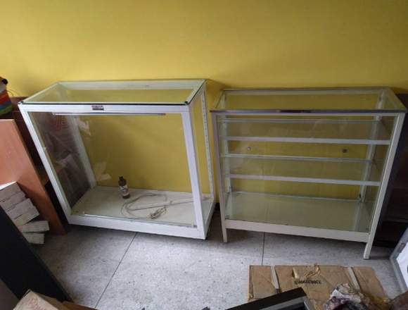 Vitrina Con Luz Y 3 Entrepaños en Libertador (Municipio)