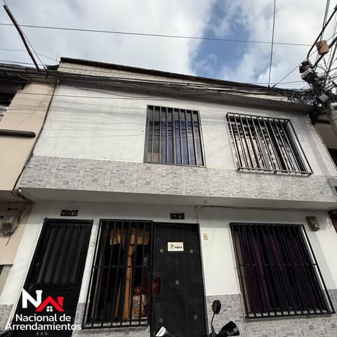 APARTAMENTO PISO 2 EN VENTA DOSQUEBRADAS SANTA TERESITA en Pereira (Municipio)