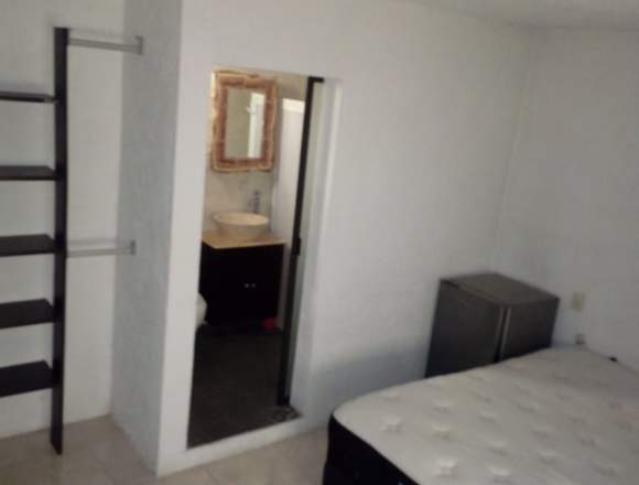 Dormitorio individual independiente y amueblado en San Pedro Cholula (Municipio)