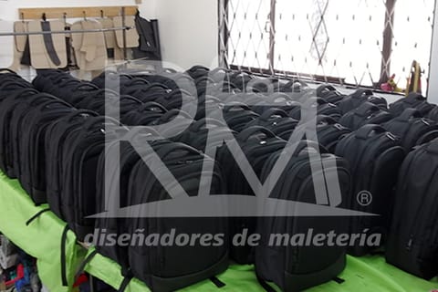 MALETERIA PUBLICITARIA PARA EMPRESAS 2026 EN QUITO : RM DISEÑADORES