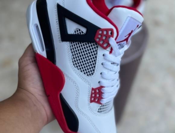 Jordan 4 al mejor precio del mercado en Santo Domingo Este (Municipio)