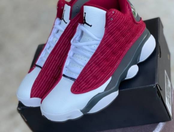 Jordan 13 al mejor precio del mercado en Santo Domingo Este (Municipio)