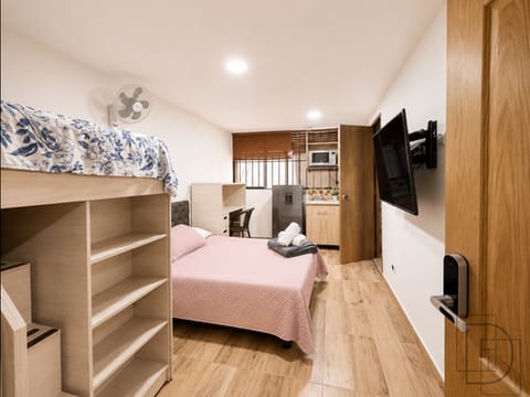 Apartaestudio para 4 personas Cerca a Laureles, Coliving Malibu