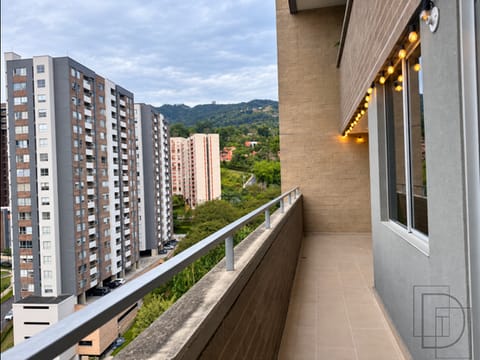 Apartamento en Envigado con Excelente Vista / Zona Campestre