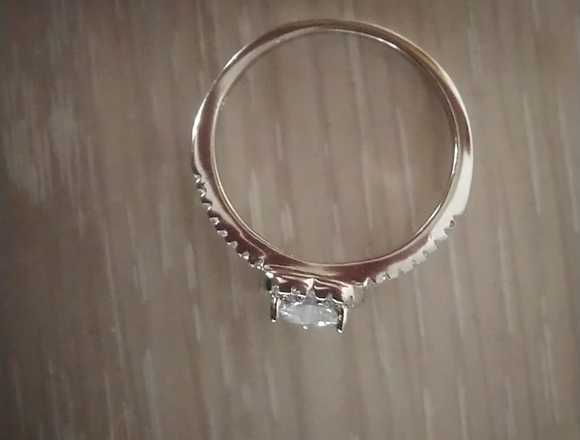 Anillo solitario de plata de primera ley 925 nuevo