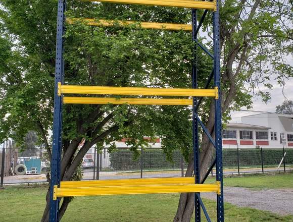 LIQUIDO 1500 POSICIONES LINEALES RACK PORTA PALLET en Santiago (Comuna)