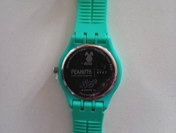 RELOJ CHARLIE BROWN MARCA DISLIZ