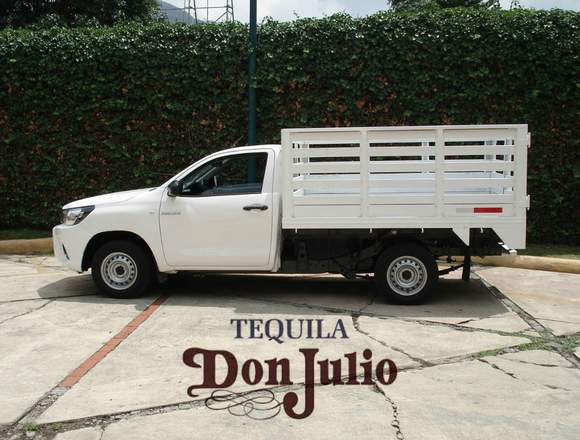 EN REMATE TOYOTA HILUX DE REDILAS 2016