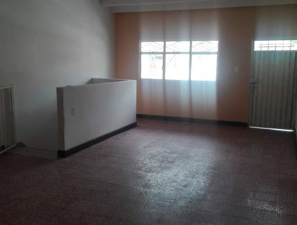Apartamento segundo piso en el poblado girón