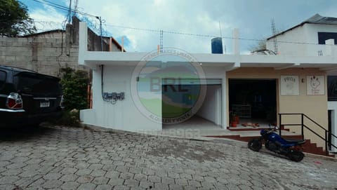 LOCAL COMERCIAL EN ALQUILER CENTRO DE MOYUTA, 35M2 en Moyuta (Municipio)