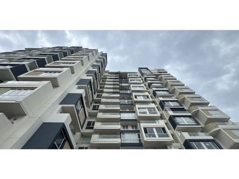 VENDO APARTAMENTO EN LA AVENIDA SUR PEREIRA