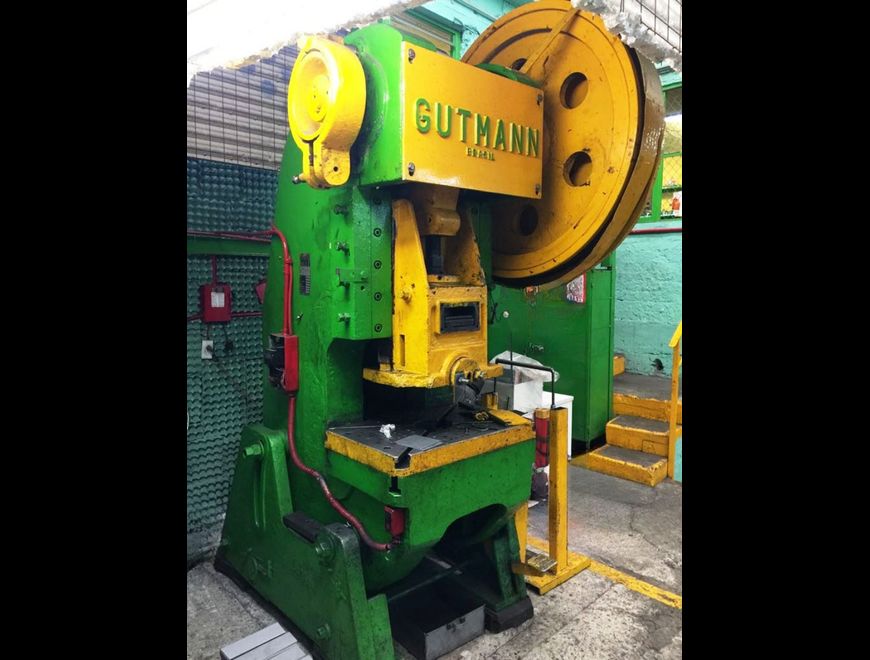 TROQUELADORA MECÁNICA GUTMAN 70 TONELADAS