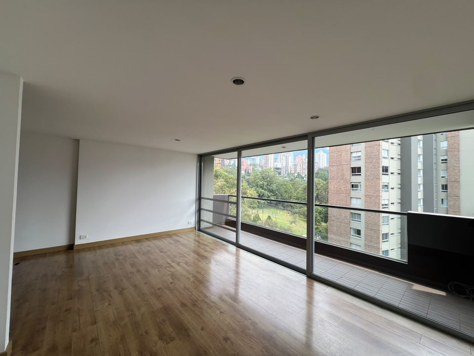 APARTAMENTO EN ARRIENDO SECTOR LOS BALSOS - POBLADO en Medellín (Municipio)
