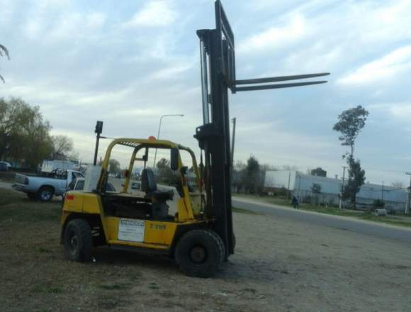 Autoelevador YALE, 7 toneladas, 3 METROS, Diesel en Lago Buenos Aires (Localidad)