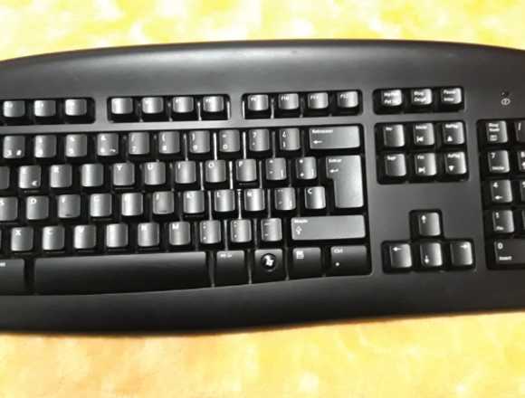 se vende teclado de ordenador