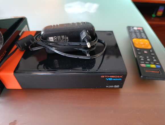 Receptor de satélite GTMedia V8 Nova
