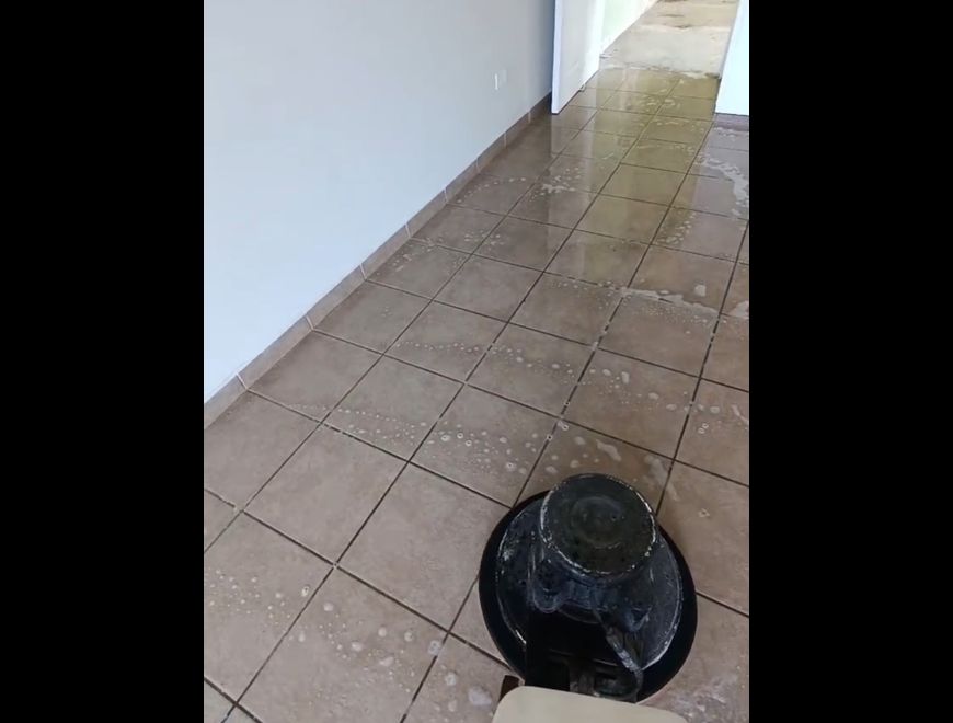 Lavado de pisos costo por metro cuadrado