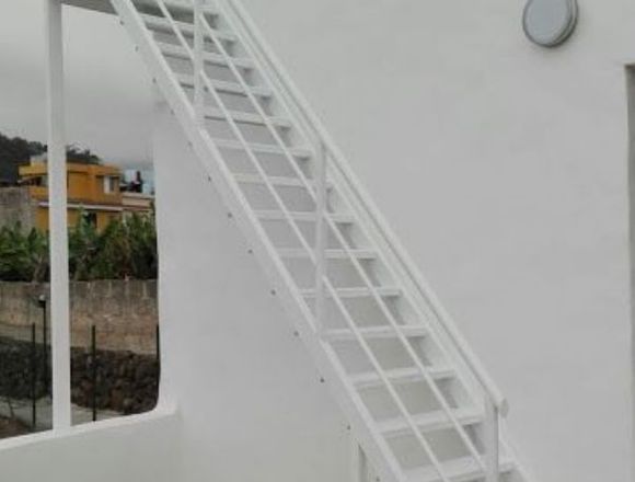 ESCALERAS ARQUITECTÓNICAS en Caicedonia (Municipio)
