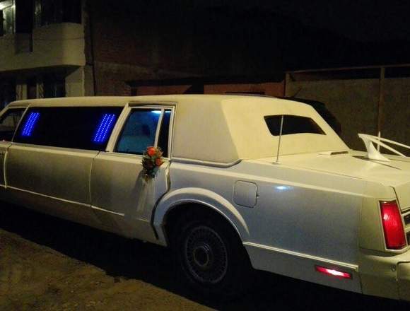Vendo Ford Lincoln Tow Car en San Juan de Lurigancho (Lima 36) (Distrito)