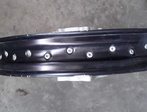 Rin 18 trasero J 2.15x18 Yamaha YZ125F a YZ250F en Miranda (Municipio)