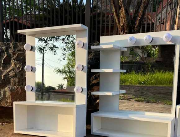Mueble con espejo para baño en Capiatá (Distrito)
