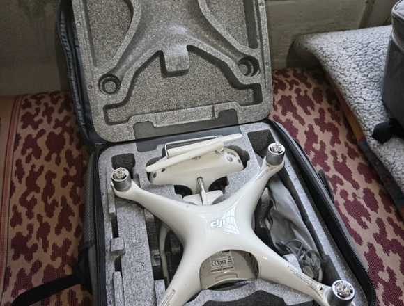 Venta de Drone DJI Phantom 4 Pro Version 1 en Santiago de Surco (Lima 33) (Distrito)