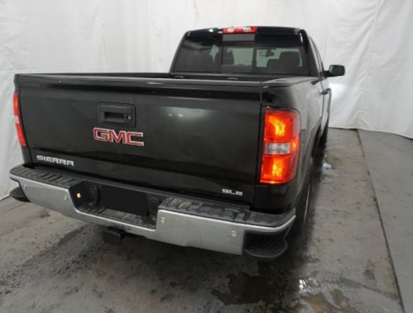 GMC SIERRA DENALI AÑO 2017 en Sinaloa (Municipio)