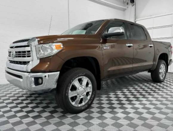 TOYOTA TUNDRA AÑO 2017