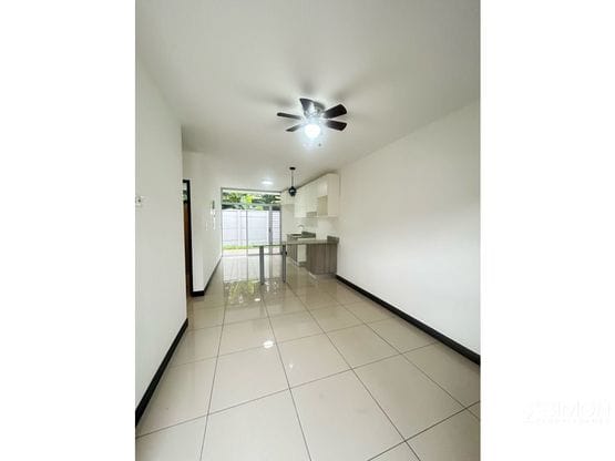 Alquiler de casa en Condominio San Rafael, Desamparados.
