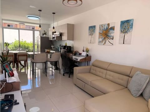 Alquiler de casa en Condominio San Rafael, Desamparados