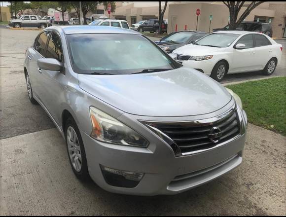 NISSAN ALTIMA S / MODELO 2013 en Ciudad de Guatemala (Municipio)