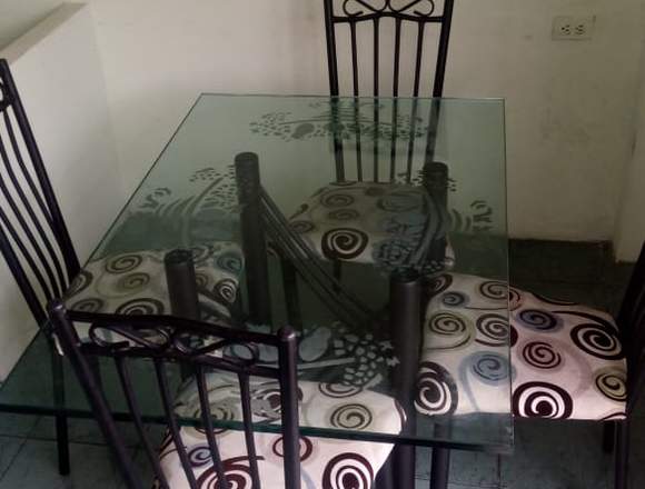 COMEDOR EN BUEN ESTADO en Empalme (Cantón)