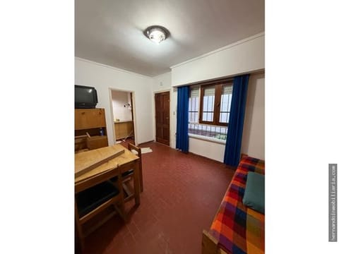 Departamento 2 dormitorios en planta baja – A 3 cuadras del mar