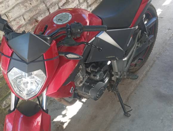 ZANELLA RX150 R1 modelo 2016 en Isidro Casanova (Localidad)
