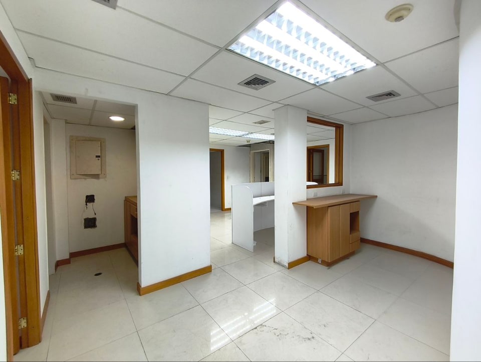 Venta en Bello Monte Oficina Corporativa -Salud- en Libertador (Municipio)